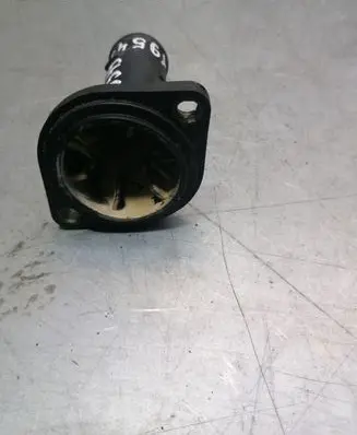 Volkswagen Golf IV Thermostat housing 038121121