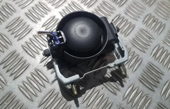 Toyota Avensis T250 Alarm system siren 8904002010