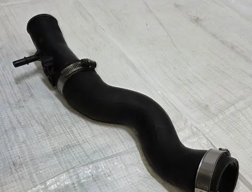 Ford Fiesta Intercooler hose/pipe C1B1-6K863-AE