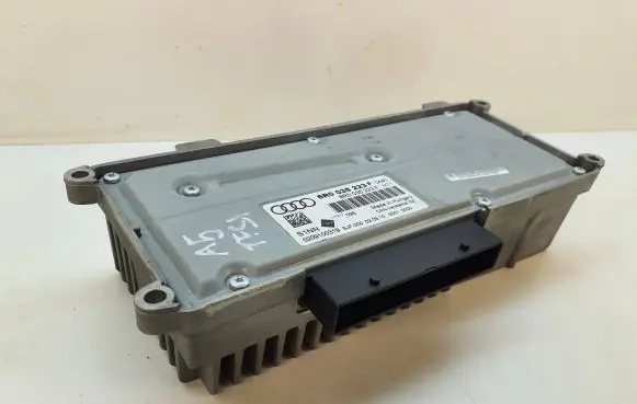 Audi A5 Sportback 8TA Sound amplifier 8R0035223F