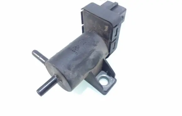Volvo S40, V40 Turbo solenoid valve 7700113709