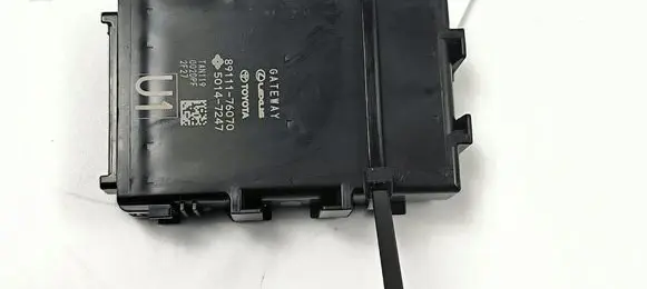 Lexus ES VII XZ10 Central body control module 8911176070
