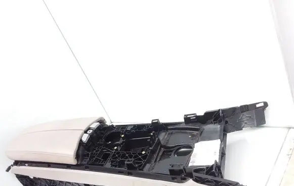 BMW 7 F01 F02 F03 F04 Armrest 9112677 51169112677