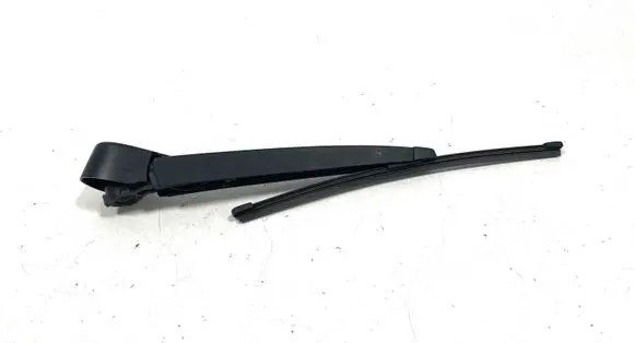 Volkswagen Golf VI Rear wiper blade 