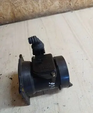 Audi A6 S6 C5 4B Mass air flow meter 078133471C AFH7008C