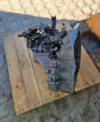 Manual 6 speed gearbox