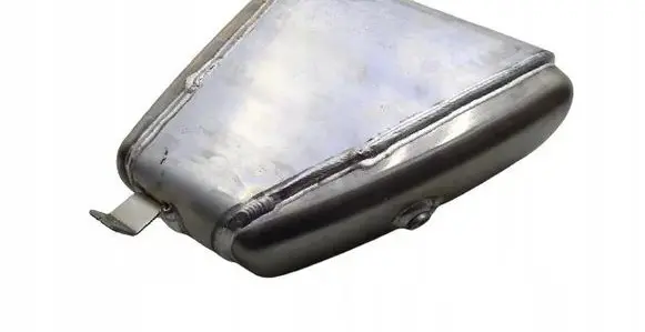 Audi Q7 4M Air suspension tank/reservoir 4M0616203D