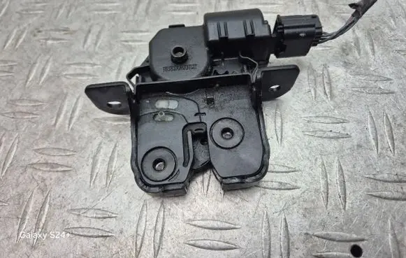 Renault Megane III Tailgate/trunk/boot lock/catch/latch 84630003R