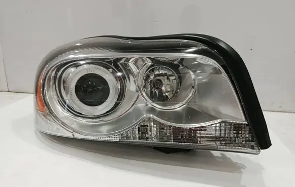 Volvo XC90 Headlight/headlamp 31290893 89904678