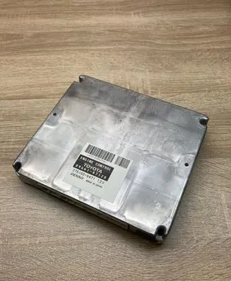 Toyota Prius (XW20) Engine control unit/module ECU 8966147120 2751005471