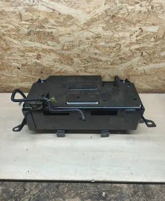 Audi Q7 4M Hybrid / electric car battery 4M0915524 4M0915524K 4M0915352
