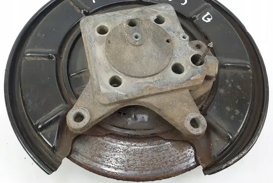 Mercedes-Benz A W169 Rear wheel hub