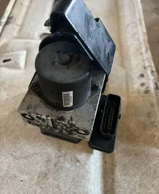 Jeep Grand Cherokee ABS Pump P68227200AD 68227200AD AIHI062415591