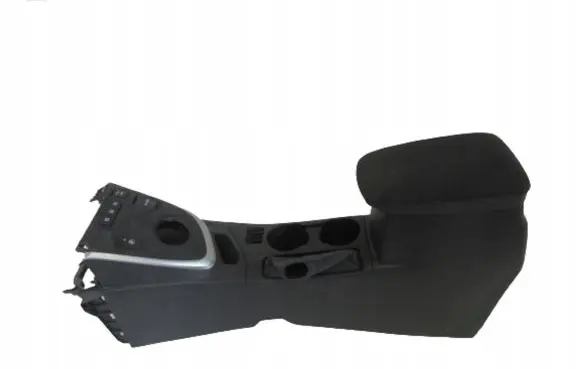 Toyota Auris E180 Center console