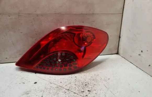 Peugeot 207 Rear/tail lights