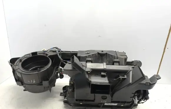 Maserati Ghibli Interior heater climate box assembly V8478001 S8041001