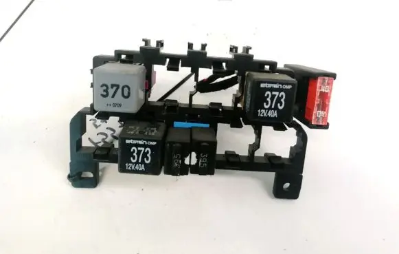 Audi A6 S6 C6 4F Fuse box set 4F0937503