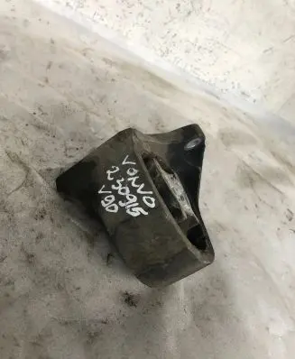 Volvo S90, V90 Engine mount bracket 31430555
