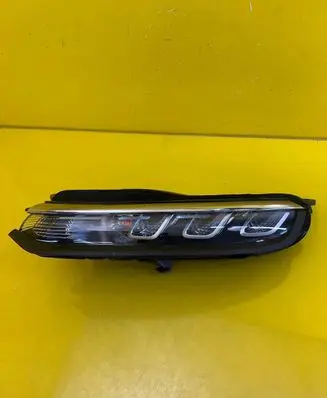 Citroen C3 Headlight/headlamp 9843218980