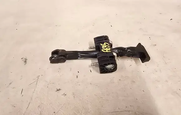 Opel Zafira B Front door check strap stopper 13227947