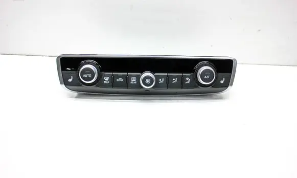 Audi Q3 F3 Interior fan control switch 83A820043Q