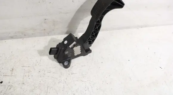 Toyota Auris E180 Accelerator throttle pedal 78110-02120