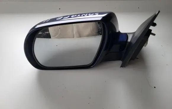 Hyundai Santa Fe Front door wing mirror part 