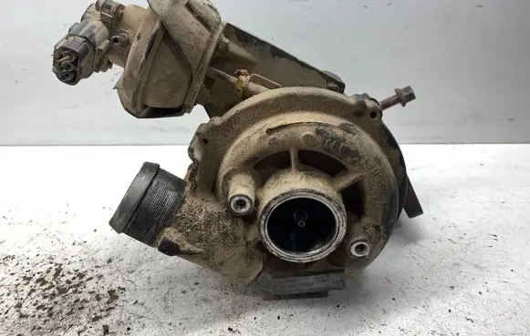 Ford Focus C-MAX Turbo 9662464980 7607743 GT1749V