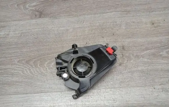 Volvo V70 Parcel shelf speaker 8633993