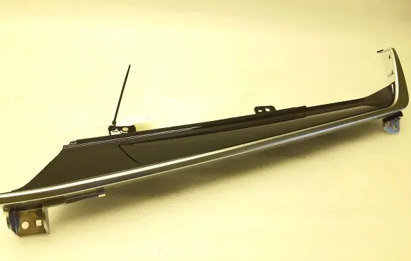 Nissan Qashqai J12 Dashboard center trim panel 684116UN08 684P26UN0A