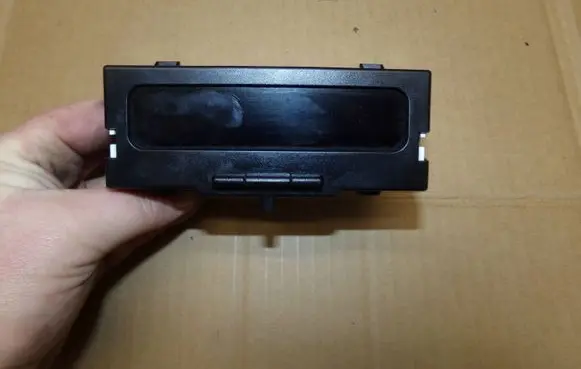 Renault Megane II Screen/display/small screen 8200107839B
