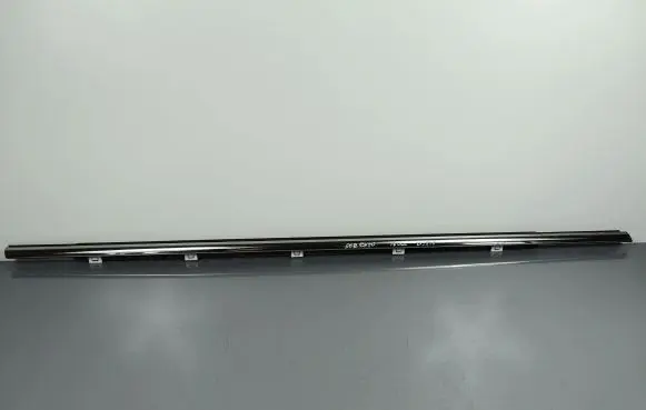 KIA Sorento Windshield trim
