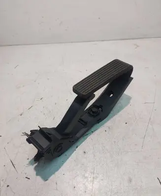 Mercedes-Benz S W221 Accelerator throttle pedal A2203000104