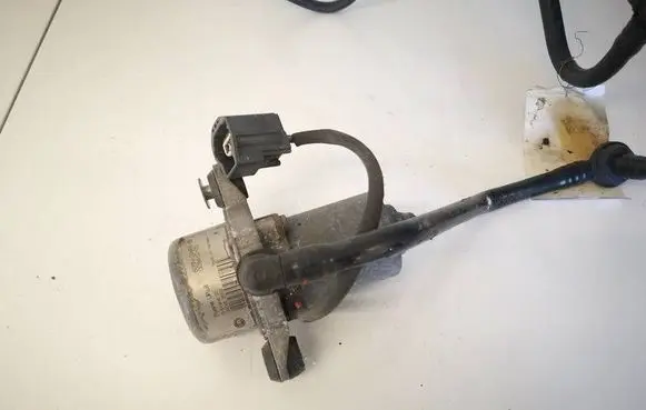 Volvo V70 Convertible roof hydraulic pump 6G9N2A451BB