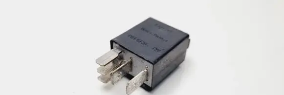 Volkswagen PASSAT B6 Other relay 7M0951253C