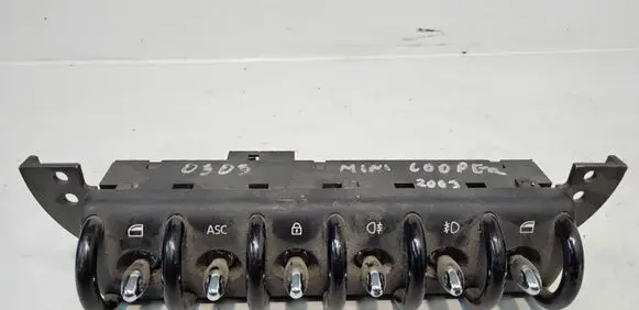 Mini One - Cooper R50 - 53 A set of switches 37059B 6917969