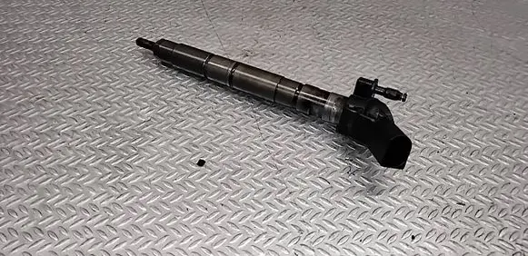 Audi A6 S6 C6 4F Fuel injector 059130277AJ 0445115054
