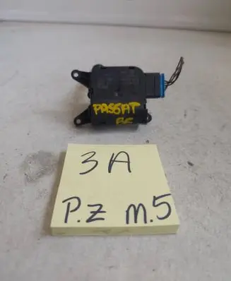 Volkswagen PASSAT B6 Air flap motor/actuator 0132801370
