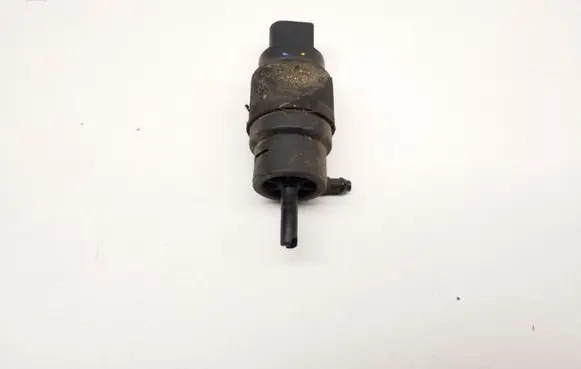 Audi A6 S6 C7 4G Windscreen/windshield washer pump 8k5955647