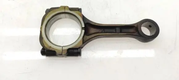 Subaru Legacy Connecting rod/conrod 12100AA310 12100AA240