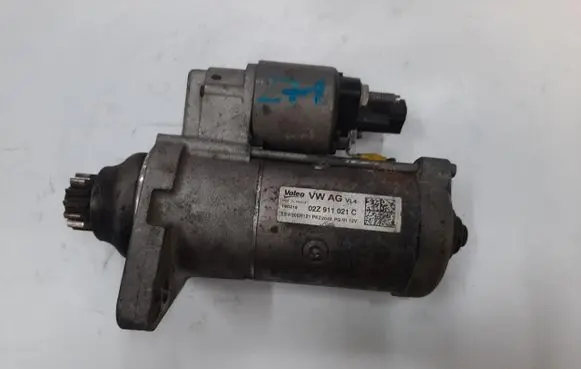 Volkswagen Polo V 6R Starter motor 02Z911021C