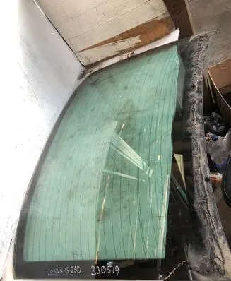 Lexus IS 220D-250-350 Rear windscreen/windshield window 03248f