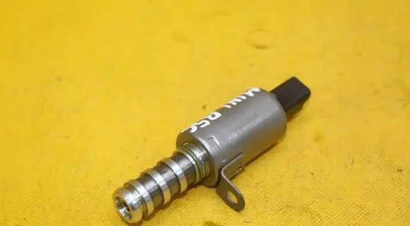 Mini One - Cooper Coupe R56 Camshaft vanos timing valve 319