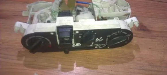 Mitsubishi Colt Climate control unit mr201365