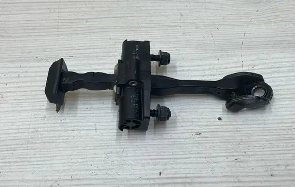 Volvo XC90 Front door check strap stopper 31424466