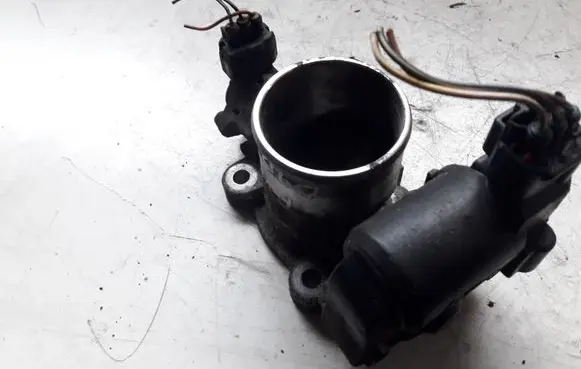 Toyota Avensis T250 Engine shut-off valve 0R010