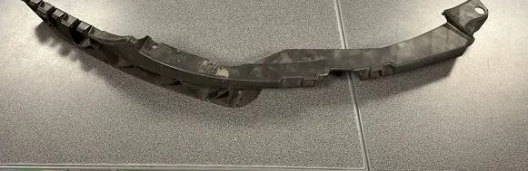 Skoda Octavia Mk2 (1Z) Front bumper mounting bracket 1ZD807050