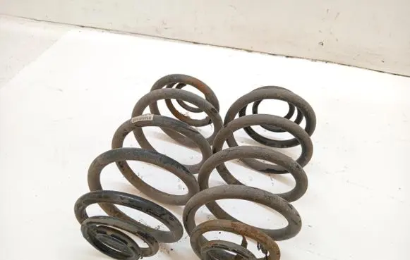 Opel Astra J Rear coil spring