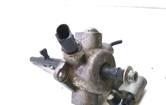 Volkswagen Golf V Other gearbox part 02J301358C