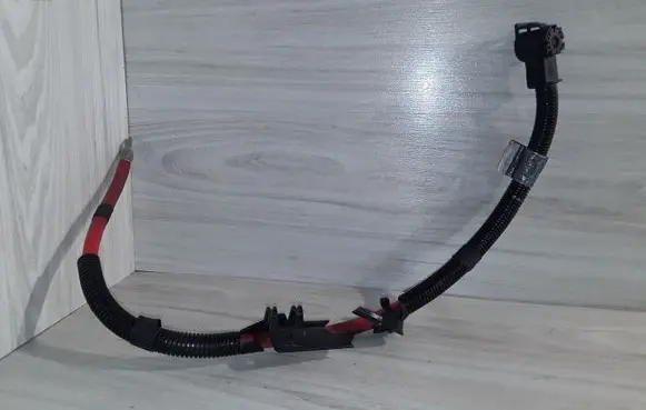 BMW M5 F90 Positive cable (battery) 10304410 6904905